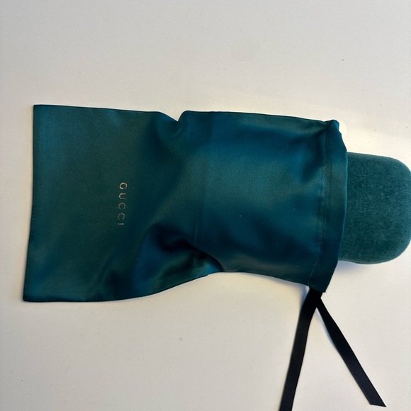 Gucci Aviator Gold Sunglasses - Picture 7 of 7